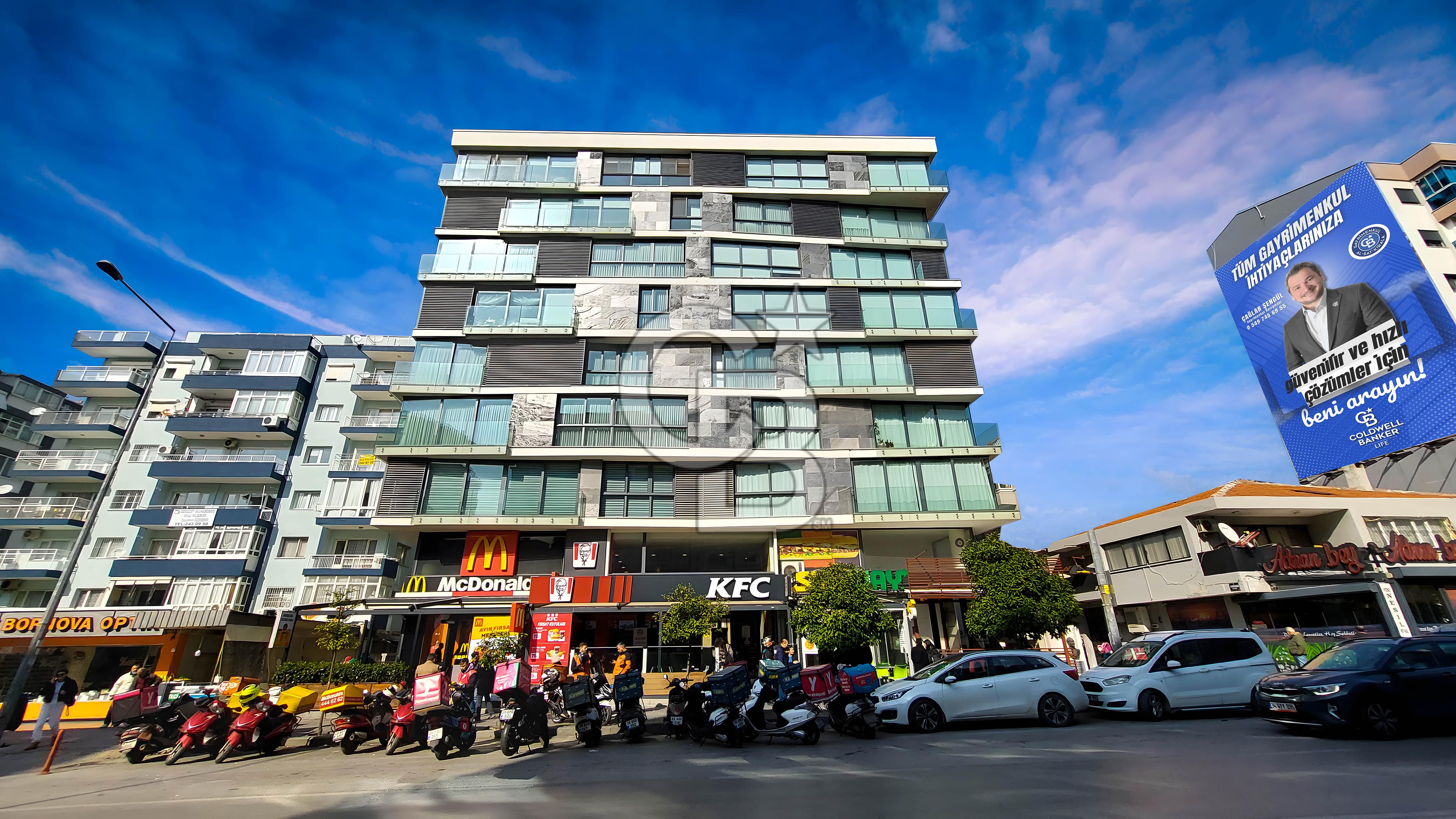 HATAY İNÖNÜ CADDESİ NOKTA DURAĞINDA KİRALIK 3+1 LÜKS DAİRE