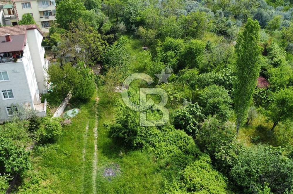 KARAMÜRSEL'DE KONUT İMARLI 375 M² ARSA