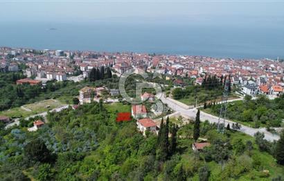 KARAMÜRSEL'DE KONUT İMARLI 375 M² ARSA