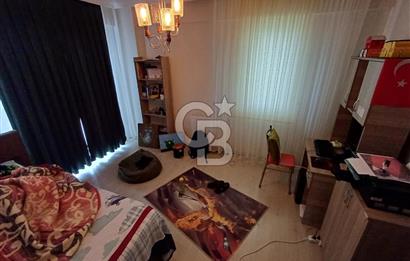 KARTEPE KONAKLARINDA SATILIK FULL YAPILI 5+1 GENİŞ BAHÇE DUBLEKS