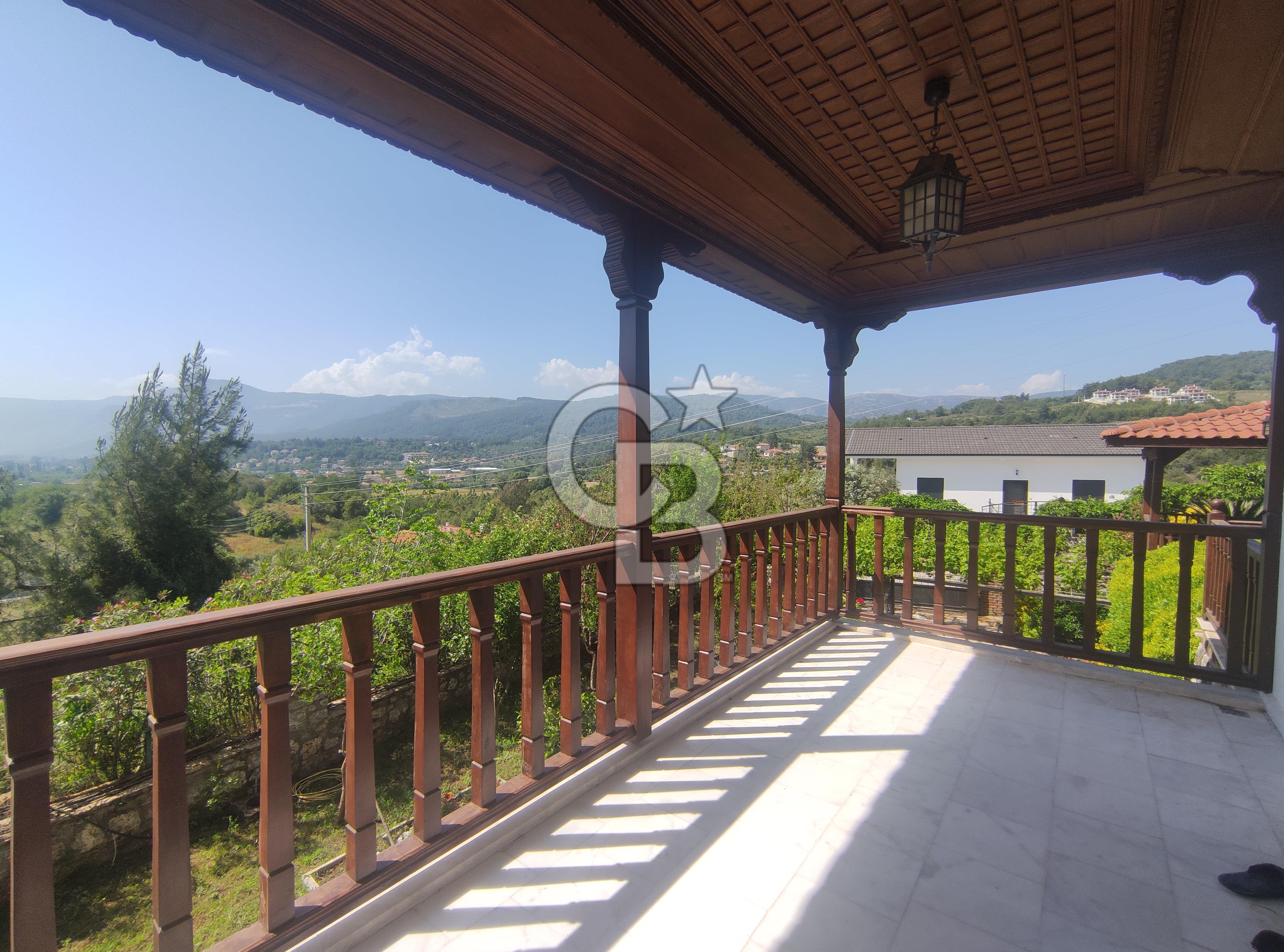 Muğla Çıtlık'ta Gökova Manzaralı 4+2 Bahçeli Satılık Villa