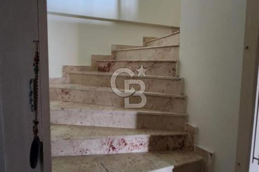 Karapınar mahallesi 6+1 manzaralı,kapalı teraslı dublex kiralık