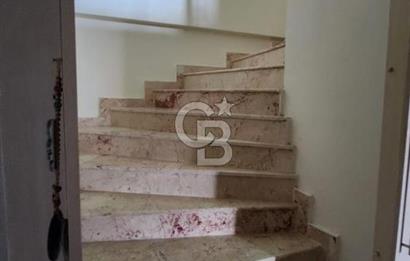 Karapınar mahallesi 6+1 manzaralı,kapalı teraslı dublex kiralık
