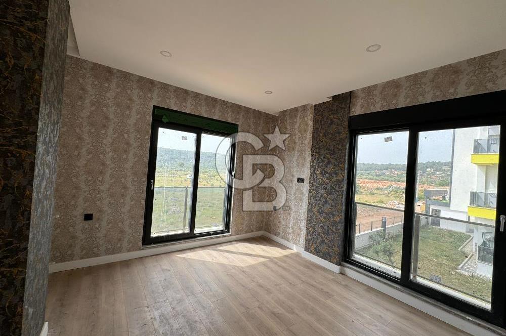 MAZININ İNCİSİ VİVA 1'DE NEFES KESİCİ MANZARALI SATILIK 2+1 DAİRE