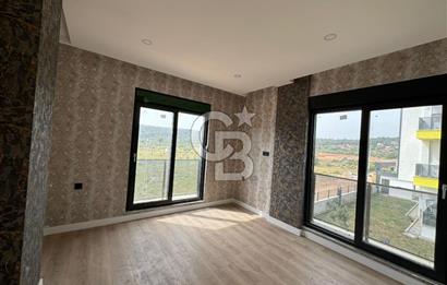 MAZININ İNCİSİ VİVA 1'DE NEFES KESİCİ MANZARALI SATILIK 2+1 DAİRE