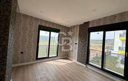 MAZININ İNCİSİ VİVA 1'DE NEFES KESİCİ MANZARALI SATILIK 2+1 DAİRE