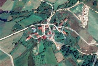 Derince Karagöllü de SATILIK Köyiçi İmarlı 554 m2 Arsa