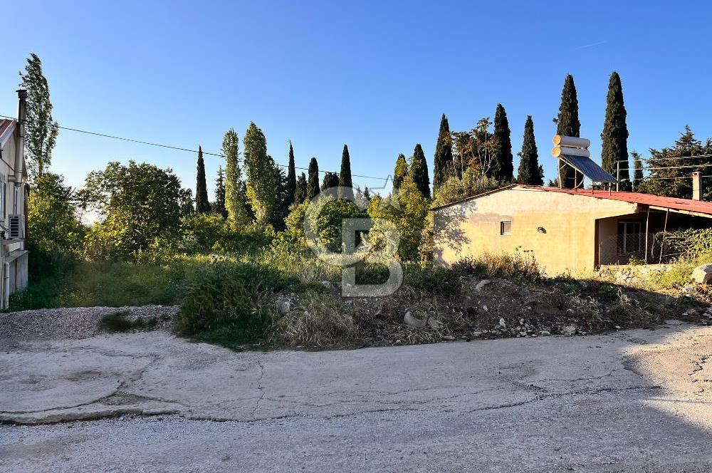 GEYİKLİ BOZCAADA YOLUNDA 400M² İMARLI ARSA