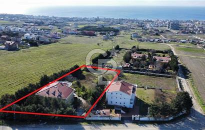 BÜYÜKÇEKMECE KUMBURGAZ'DA 3.363M² DENİZ MANZARALI VİLLA İMARLI