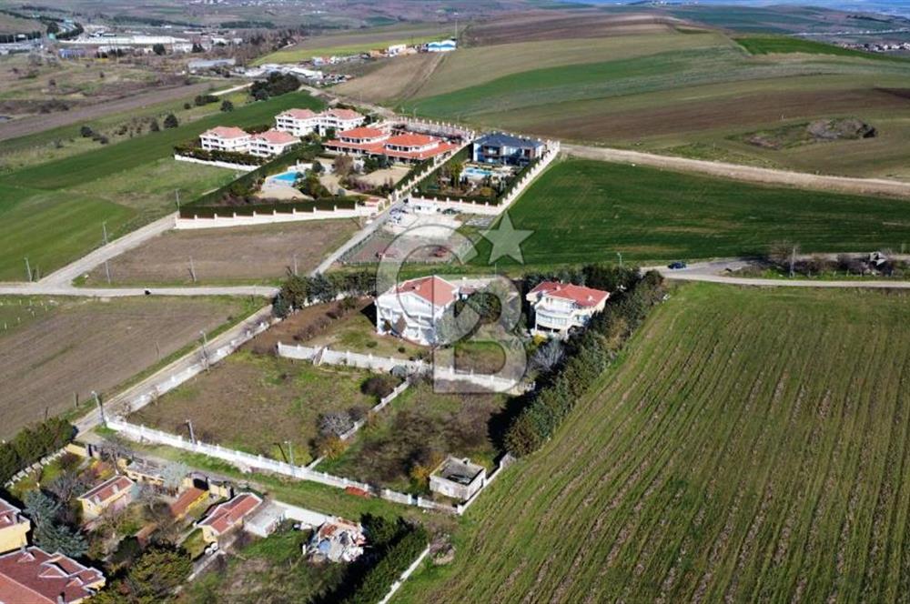 BÜYÜKÇEKMECE KUMBURGAZ'DA 3.363M² DENİZ MANZARALI VİLLA İMARLI