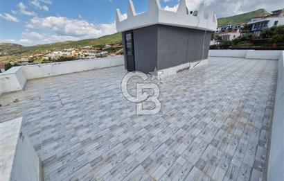 Yeni Foça' da Satılık Eşyalı 170 m² Villa Coldwell Banker PH