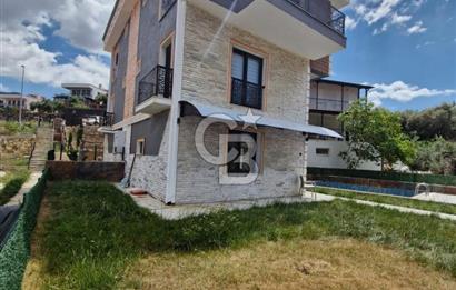 Yeni Foça' da Satılık Eşyalı 170 m² Villa Coldwell Banker PH