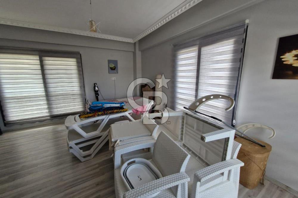 Yeni Foça' da Satılık Eşyalı 170 m² Villa Coldwell Banker PH