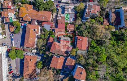 Sarıyer Deniz Manzaralı 3 katlı Müstakil Ev
