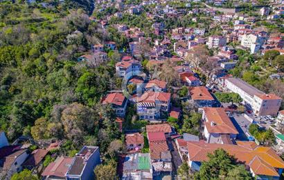 Sarıyer Deniz Manzaralı 3 katlı Müstakil Ev