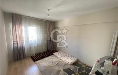 KARAMÜRSEL MERKEZ'DE GENİŞ, FERAH 3+1 DAİRE