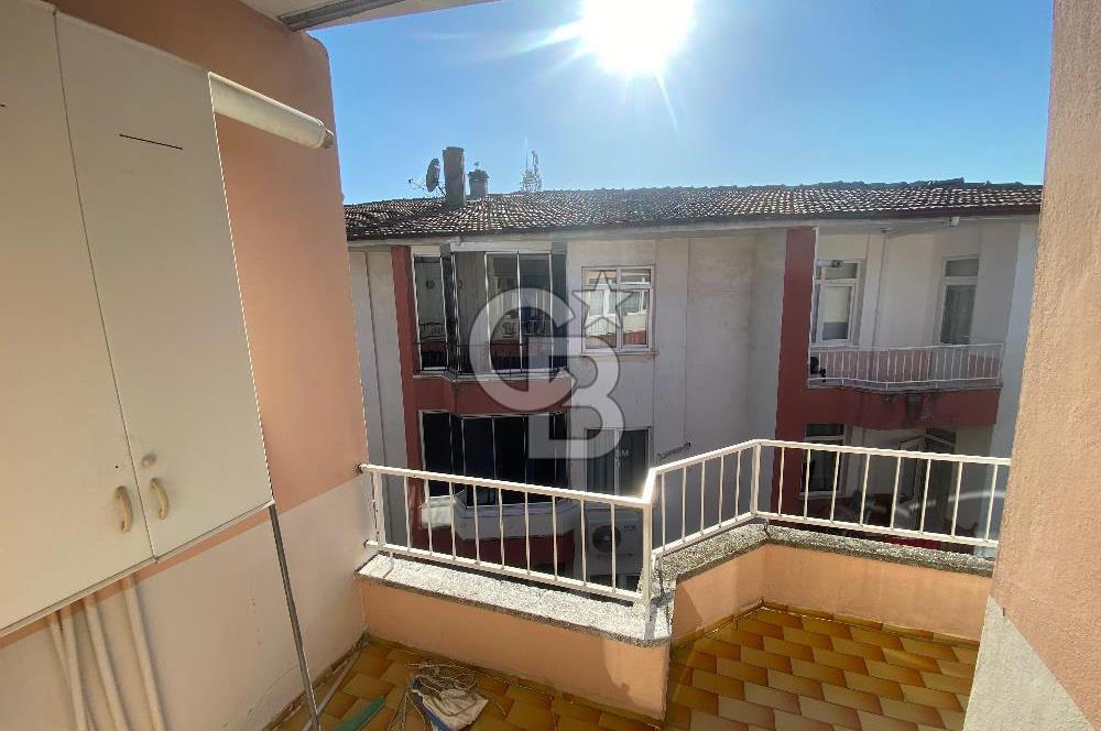 KARAMÜRSEL MERKEZ'DE GENİŞ, FERAH 3+1 DAİRE