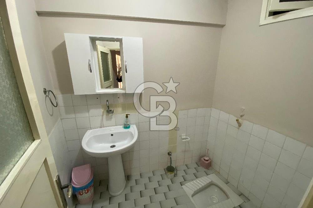 KARAMÜRSEL MERKEZ'DE GENİŞ, FERAH 3+1 DAİRE