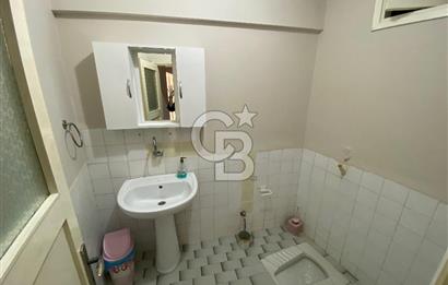 KARAMÜRSEL MERKEZ'DE GENİŞ, FERAH 3+1 DAİRE