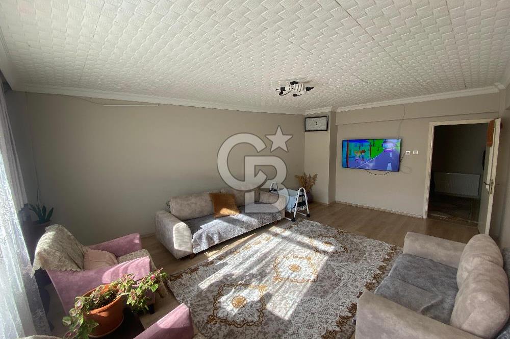 KARAMÜRSEL MERKEZ'DE GENİŞ, FERAH 3+1 DAİRE