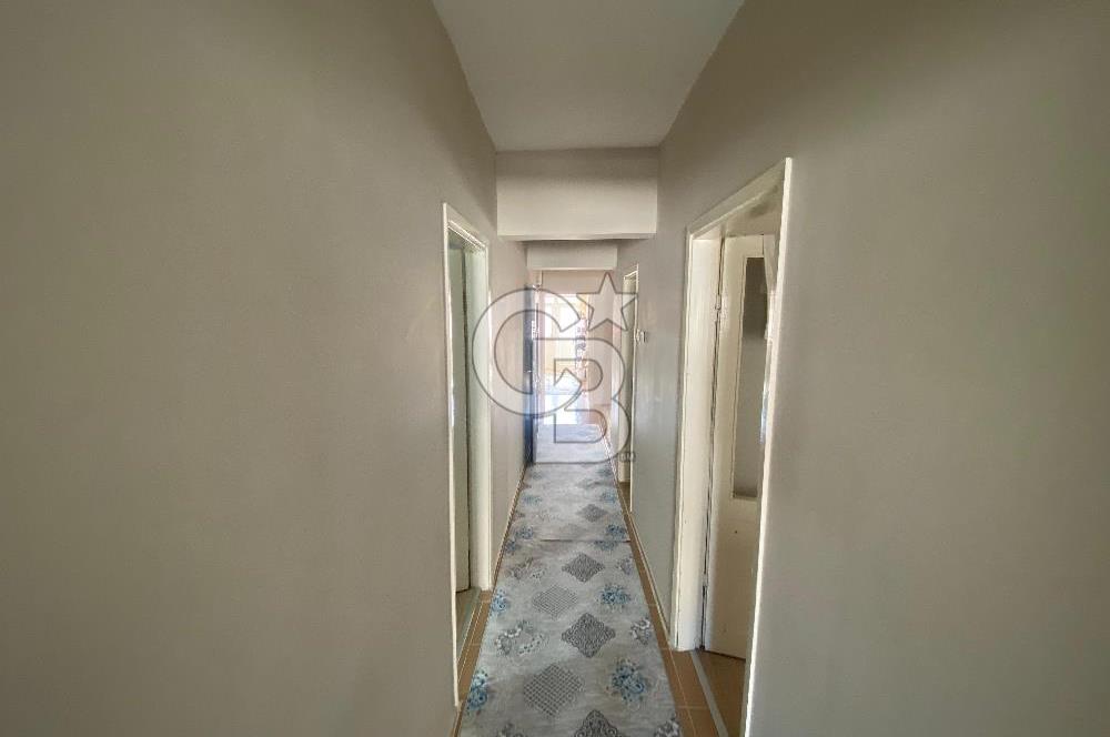 KARAMÜRSEL MERKEZ'DE GENİŞ, FERAH 3+1 DAİRE