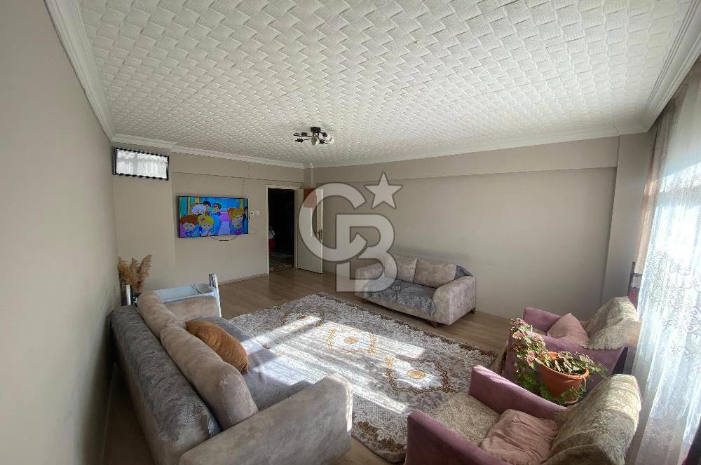 KARAMÜRSEL MERKEZ'DE GENİŞ, FERAH 3+1 DAİRE