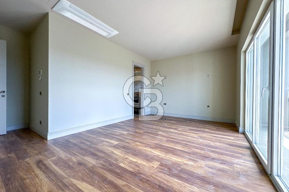 Büyükçekmece Villa Mahal Sitesinde Kiralık 7+1 Müstakil Villa