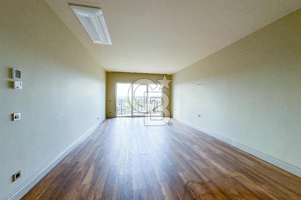 Büyükçekmece Villa Mahal Sitesinde Kiralık 7+1 Müstakil Villa