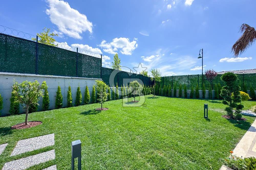 Büyükçekmece Villa Mahal Sitesinde Kiralık 7+1 Müstakil Villa