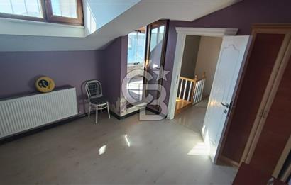 Alibeyköyde Büyük Teraslı Otoparklı Site İçinde 4+1 DubleksDaire