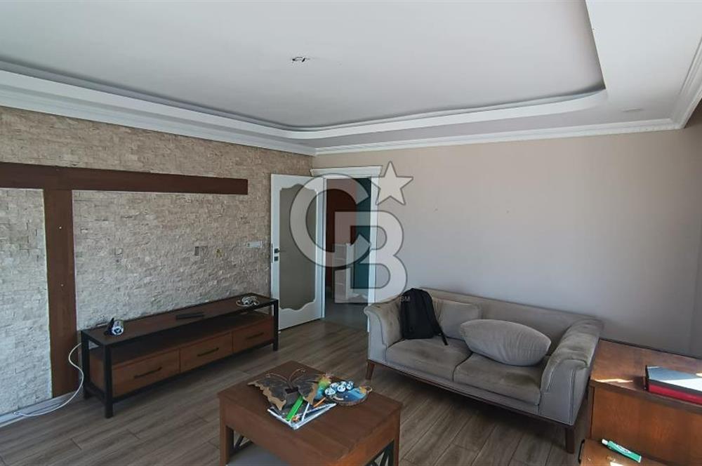 Alibeyköyde Büyük Teraslı Otoparklı Site İçinde 4+1 DubleksDaire