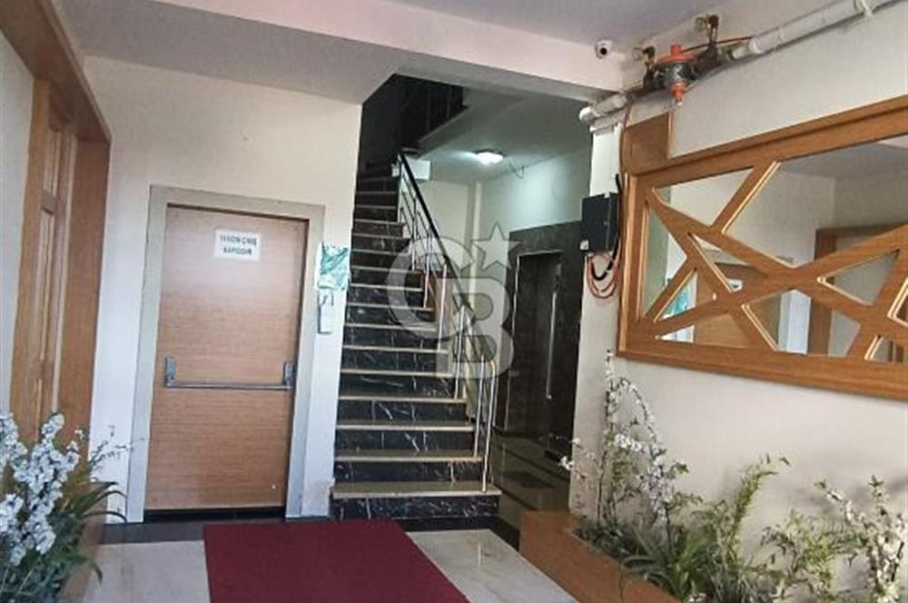 Alibeyköyde Büyük Teraslı Otoparklı Site İçinde 4+1 DubleksDaire