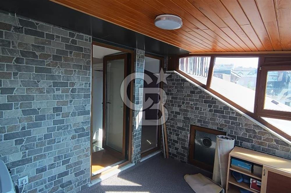 Alibeyköyde Büyük Teraslı Otoparklı Site İçinde 4+1 DubleksDaire