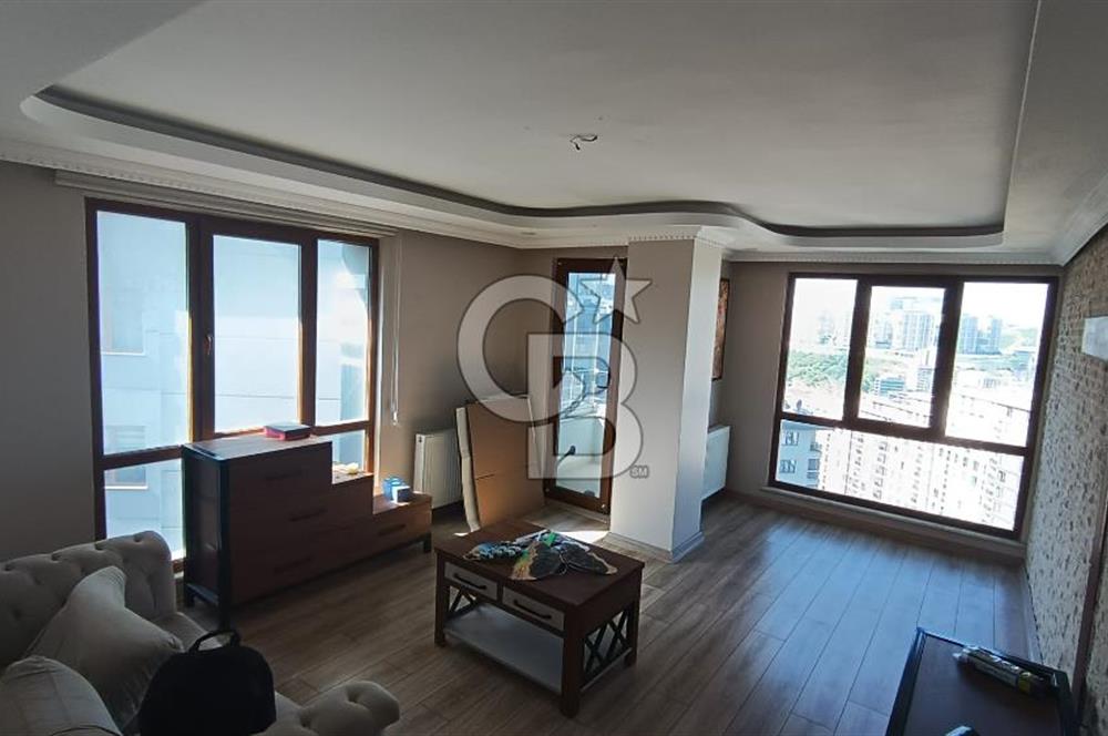Alibeyköyde Büyük Teraslı Otoparklı Site İçinde 4+1 DubleksDaire
