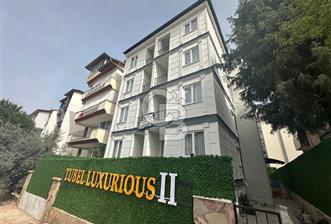 Kınıklı Mh. 2+1 60 M² Sıfır Eşyalı Havuzlu Satılık Daire