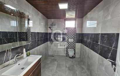 Yalova Merkezde Deniz Manzaralı Asansörlü Satılık Lüks Villa!