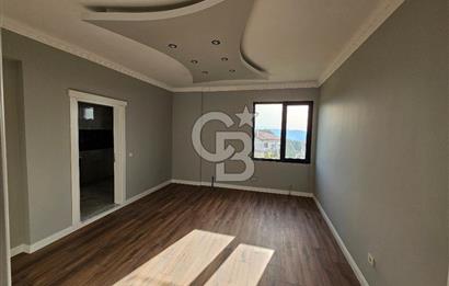 Yalova Merkezde Deniz Manzaralı Asansörlü Satılık Lüks Villa!