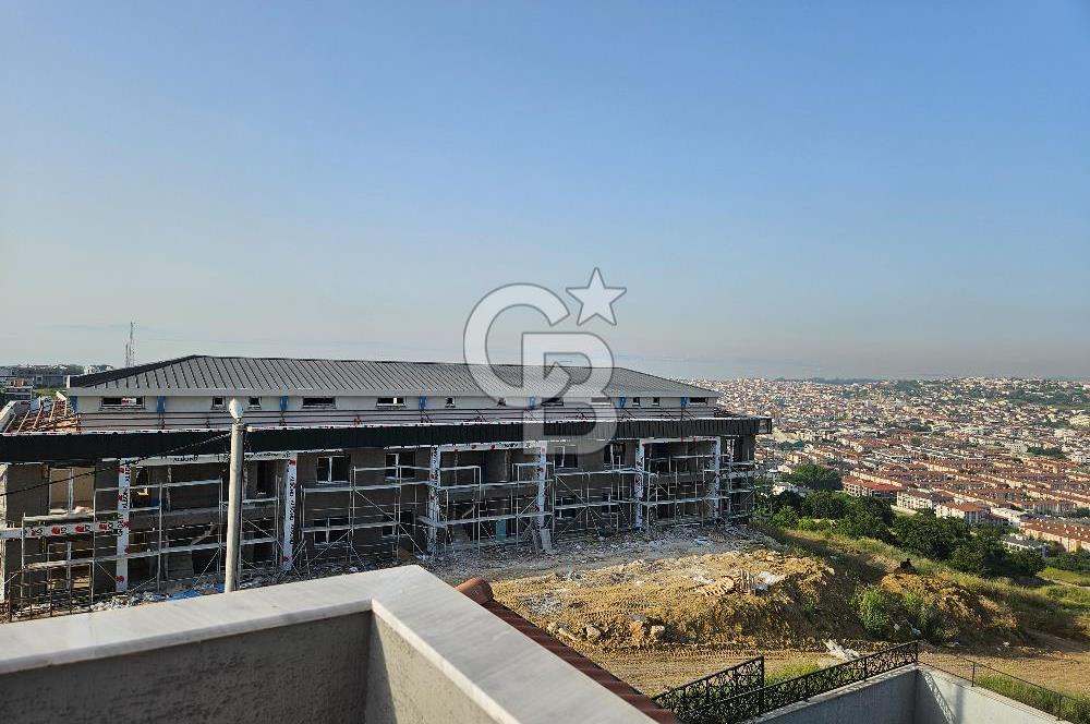 Yalova Merkezde Deniz Manzaralı Asansörlü Satılık Lüks Villa!