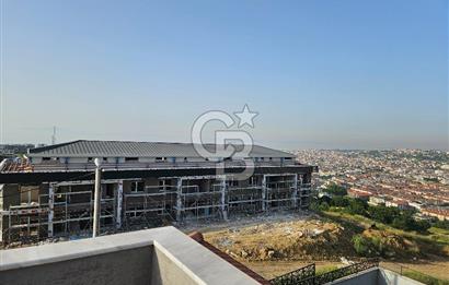 Yalova Merkezde Deniz Manzaralı Asansörlü Satılık Lüks Villa!