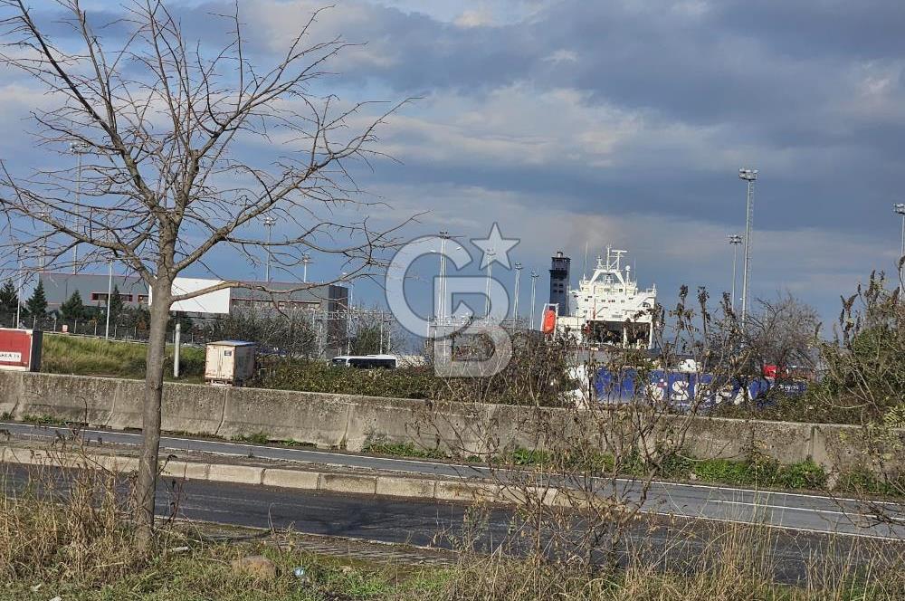 Yalova Çiftlikköy Denizçalıda Satılık Sanayi Ticari İmarlı Arsa!