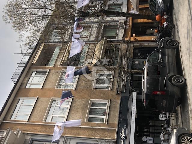 KUZGUNCUK MERKEZ İCADİYE CADDESİ ÜZERİNDE KOMPLE SATILIK BİNA