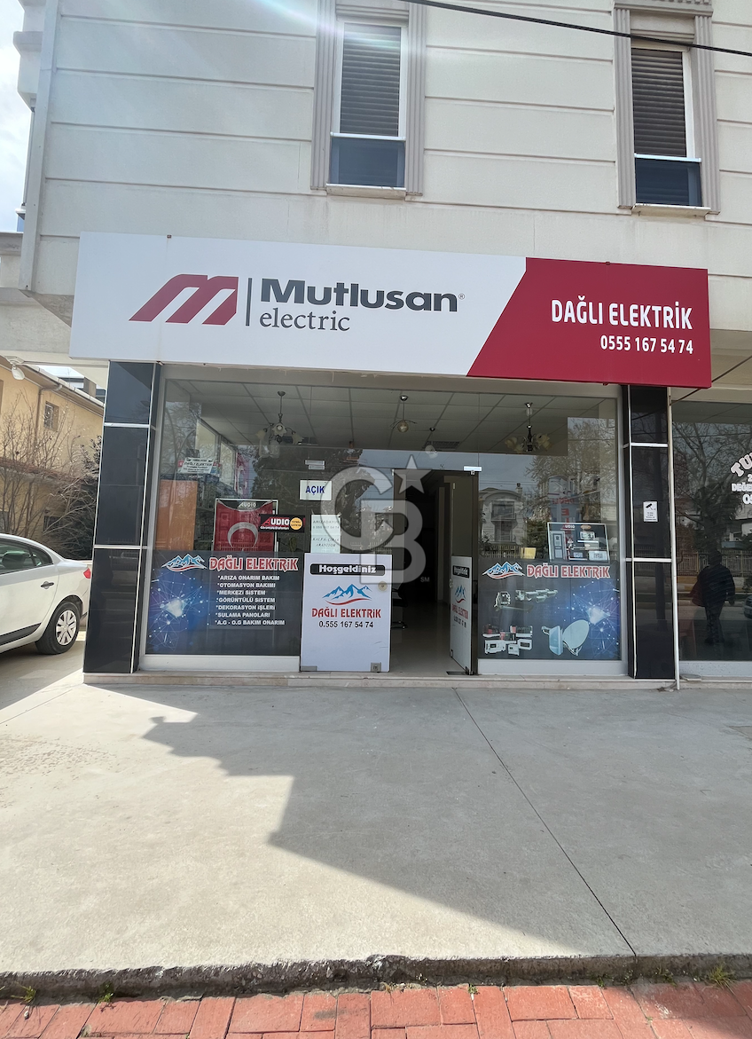 Torbalı'da Cadde Üstü Satılık Dükkan