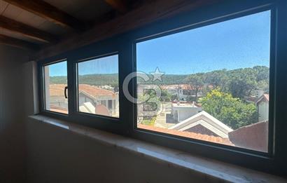 ÇANAKKALE GÜZELYALI'DA SİTE İÇİNDE YENİLENMİŞ 4+1 SATILIK VİLLA