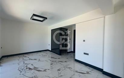 ÇANAKKALE GÜZELYALI'DA SİTE İÇİNDE YENİLENMİŞ 4+1 SATILIK VİLLA