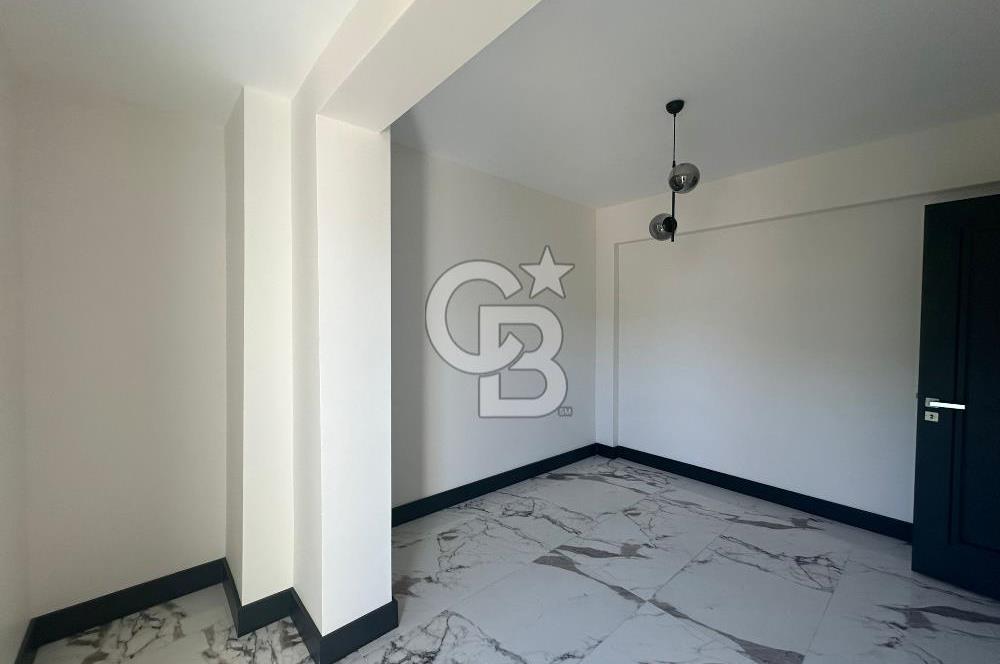 ÇANAKKALE GÜZELYALI'DA SİTE İÇİNDE YENİLENMİŞ 4+1 SATILIK VİLLA