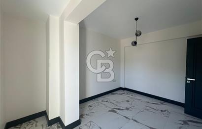 ÇANAKKALE GÜZELYALI'DA SİTE İÇİNDE YENİLENMİŞ 4+1 SATILIK VİLLA