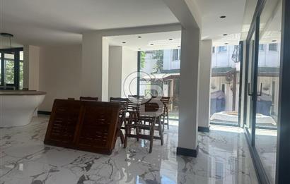 ÇANAKKALE GÜZELYALI'DA SİTE İÇİNDE YENİLENMİŞ 4+1 SATILIK VİLLA