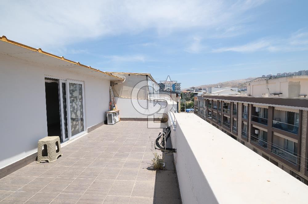 ÇİĞLİ KATİP ÇELEBİ ÜNV. YAKINI SATILIK 3+1 DUBLEKS DAİRE