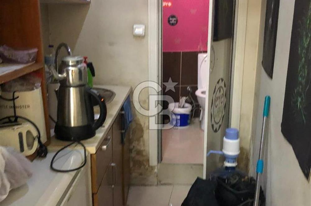Çırağan caddesi üzerinde satılık dükkan