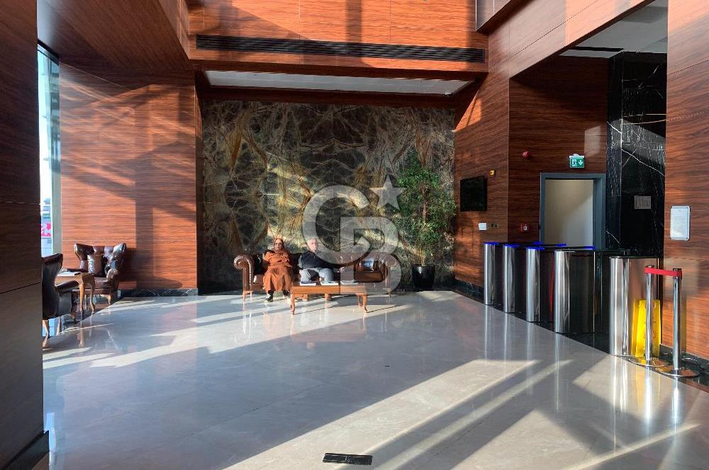 ÇUKURANBAR 1071 USTA PLAZADA ŞEHİR MANZARALI SATILIK LÜKS OFİS
